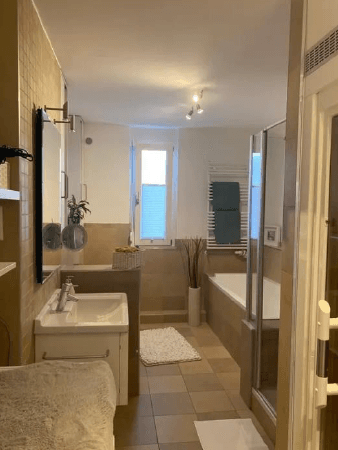 2 bedroom with open-plan kitchen flat to rent, 112 m², Ettlingen, Baden-Württemberg 2 bedroom with open-plan kitchen flat to rent, 112 m², Ettlingen, Baden-Württemberg