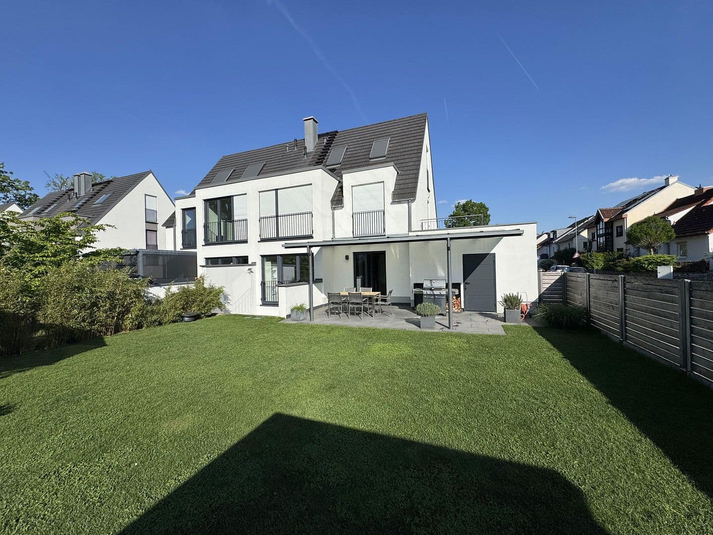 house for sale, 190 m², Neu-Isenburg, Hesse house for sale, 190 m², Neu-Isenburg, Hesse