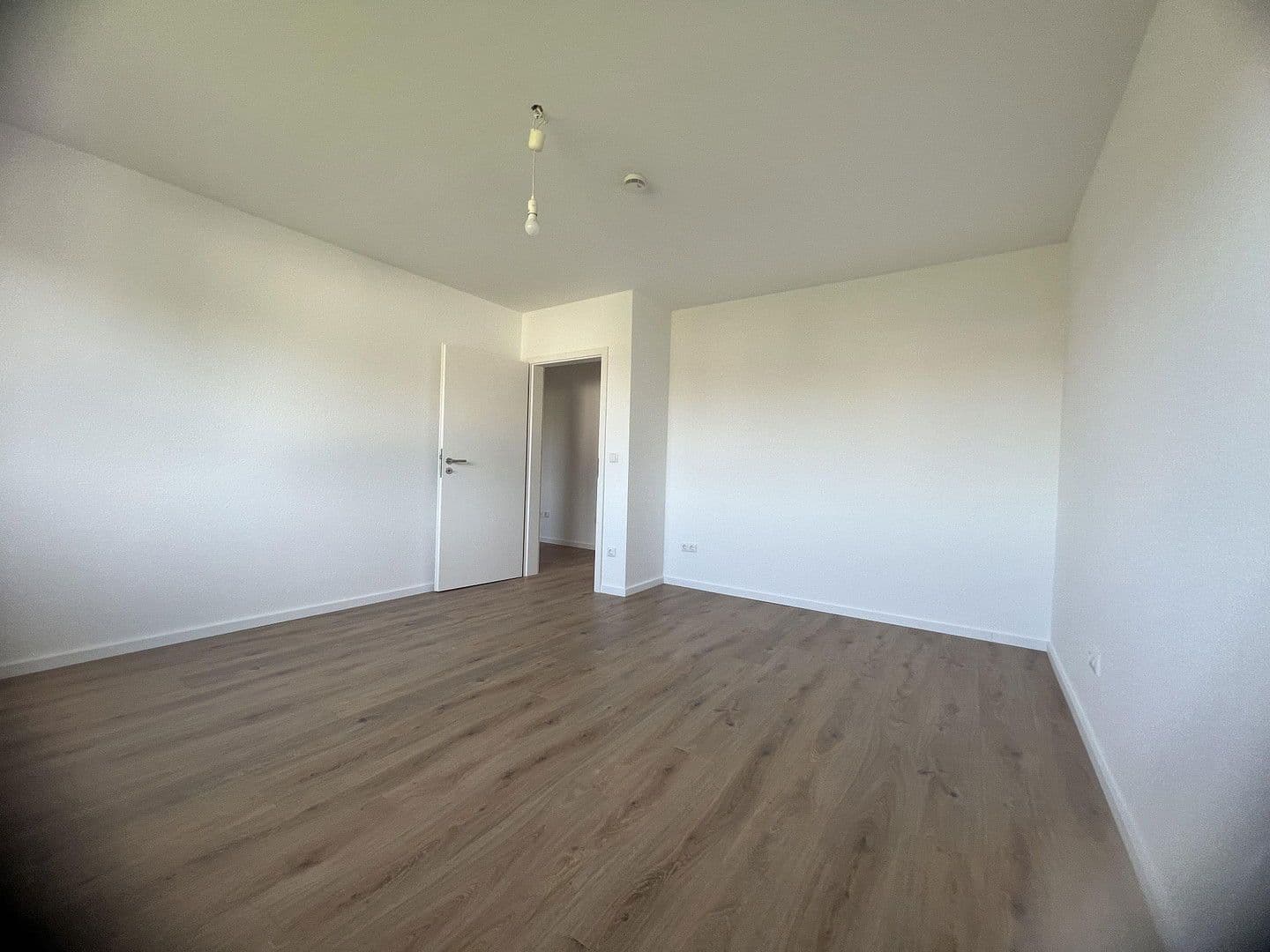 2 bedroom flat to rent, 57 m², Dönhoffstr.28, Leverkusen, North Rhine-Westphalia 2 bedroom flat to rent, 57 m², Dönhoffstr.28, Leverkusen, North Rhine-Westphalia