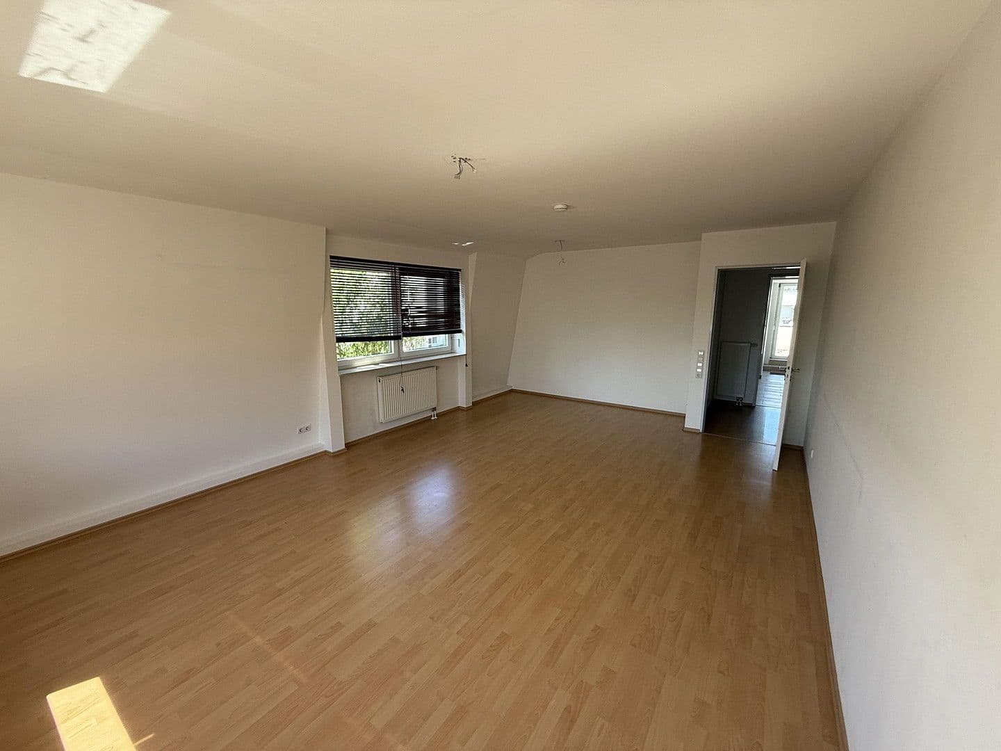 4 bedroom flat to rent, 130 m², Fischbacherstrasse 22, Kelkheim (Taunus), Hesse 4 bedroom flat to rent, 130 m², Fischbacherstrasse 22, Kelkheim (Taunus), Hesse