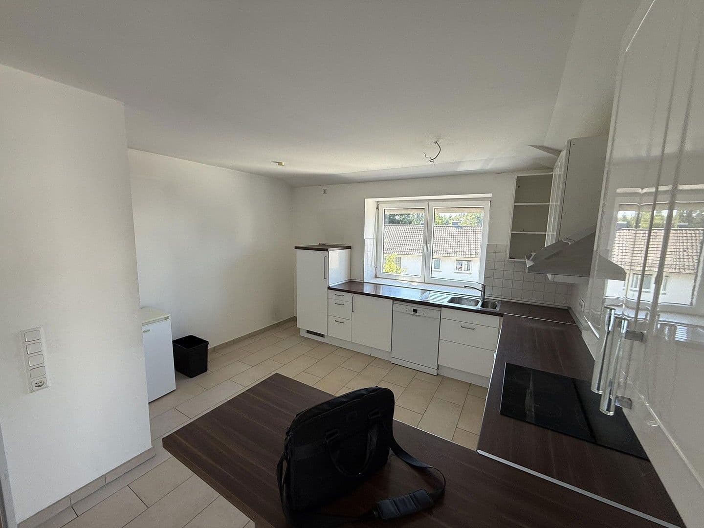 4 bedroom flat to rent, 130 m², Fischbacherstrasse 22, Kelkheim (Taunus), Hesse 4 bedroom flat to rent, 130 m², Fischbacherstrasse 22, Kelkheim (Taunus), Hesse