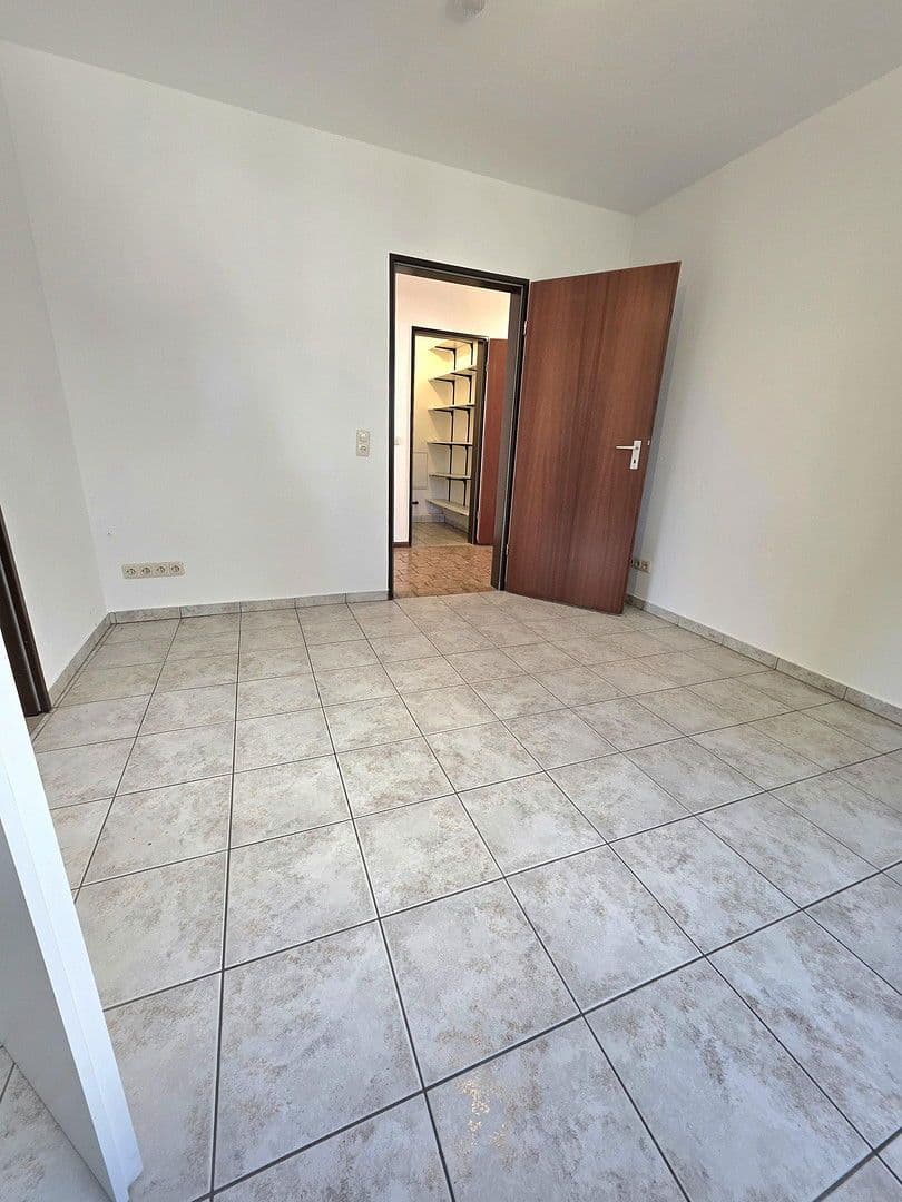 4 bedroom flat for sale, 136 m², Köln (Eil), North Rhine-Westphalia 4 bedroom flat for sale, 136 m², Köln (Eil), North Rhine-Westphalia