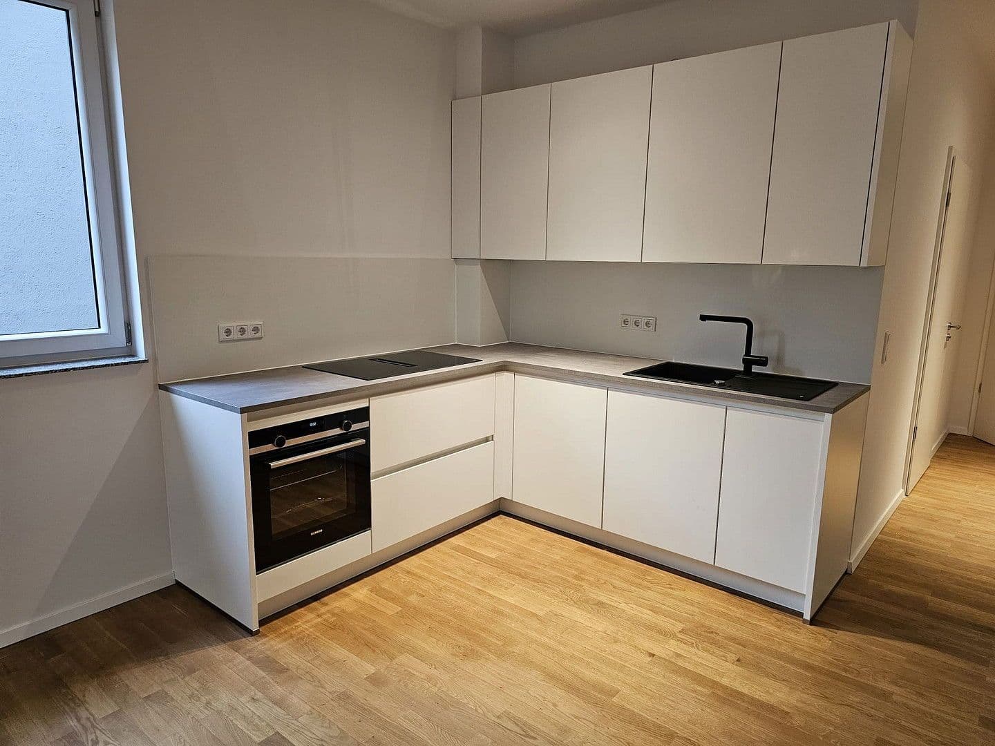 1 bedroom with open-plan kitchen flat to rent, 77 m², Mainluststraße 13, Frankfurt am Main, Hesse 1 bedroom with open-plan kitchen flat to rent, 77 m², Mainluststraße 13, Frankfurt am Main, Hesse