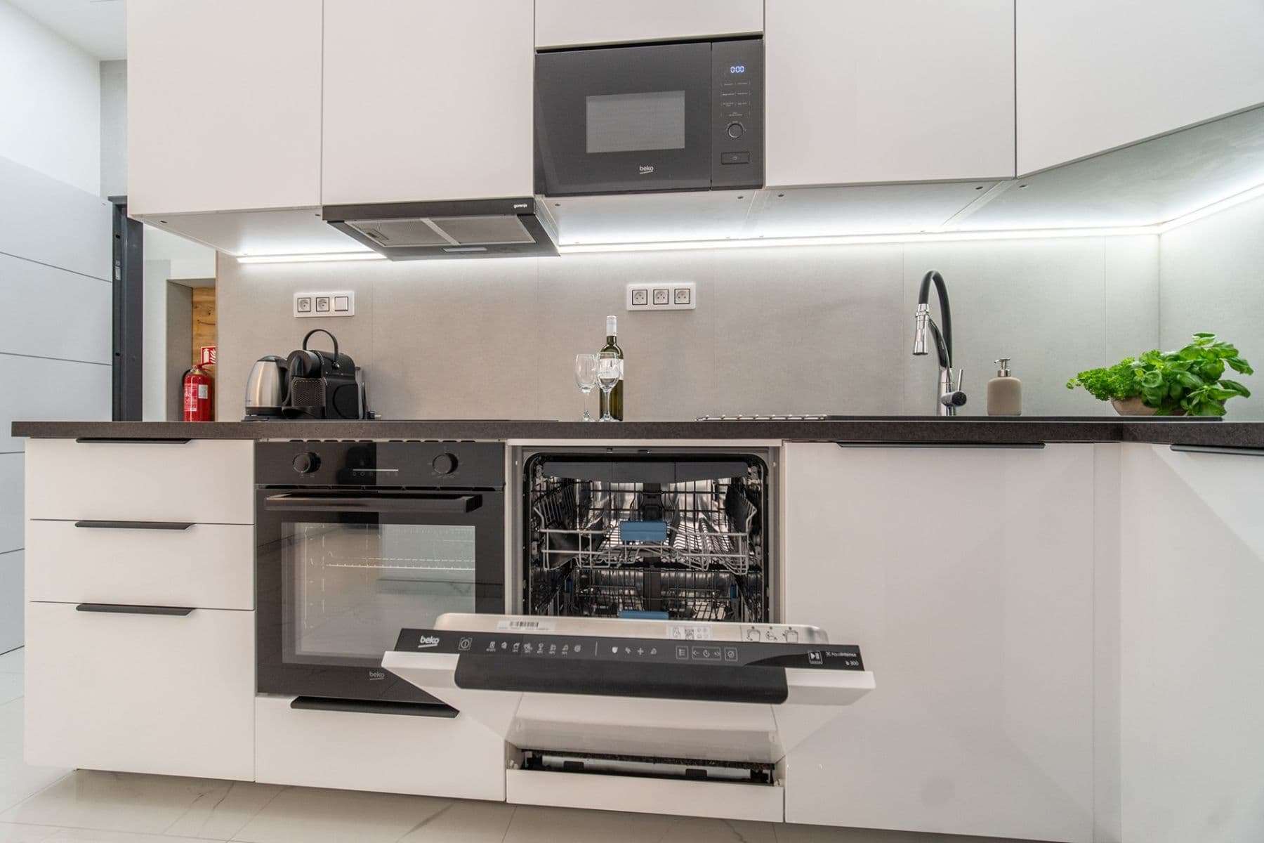 1 bedroom with open-plan kitchen flat to rent, 48 m², Sokolovská, Prague, Prague 1 bedroom with open-plan kitchen flat to rent, 48 m², Sokolovská, Prague, Prague