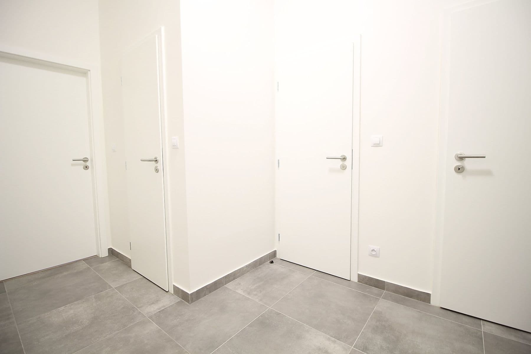 1 bedroom with open-plan kitchen flat to rent, 58 m², S. K. Neumanna, Kralupy nad Vltavou, Středočeský Region 1 bedroom with open-plan kitchen flat to rent, 58 m², S. K. Neumanna, Kralupy nad Vltavou, Středočeský Region