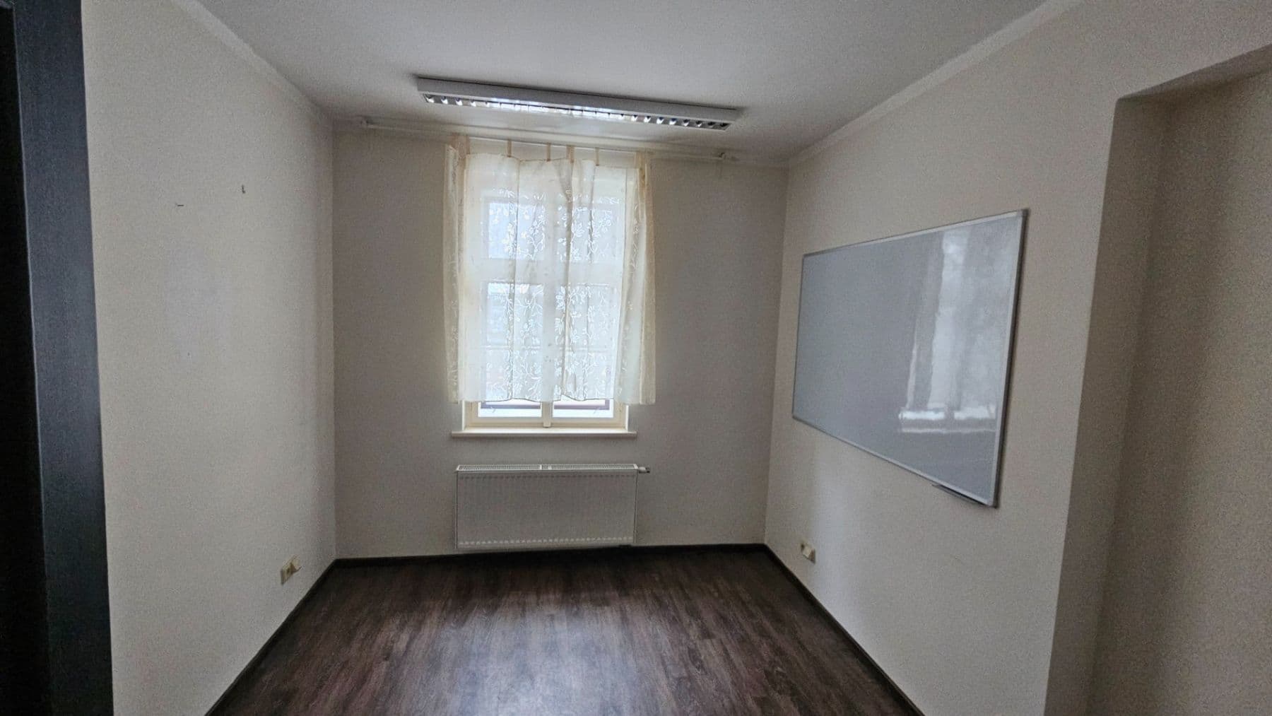 office to rent, 56 m², náměstí Smiřických, Kostelec nad Černými lesy, Středočeský Region office to rent, 56 m², náměstí Smiřických, Kostelec nad Černými lesy, Středočeský Region