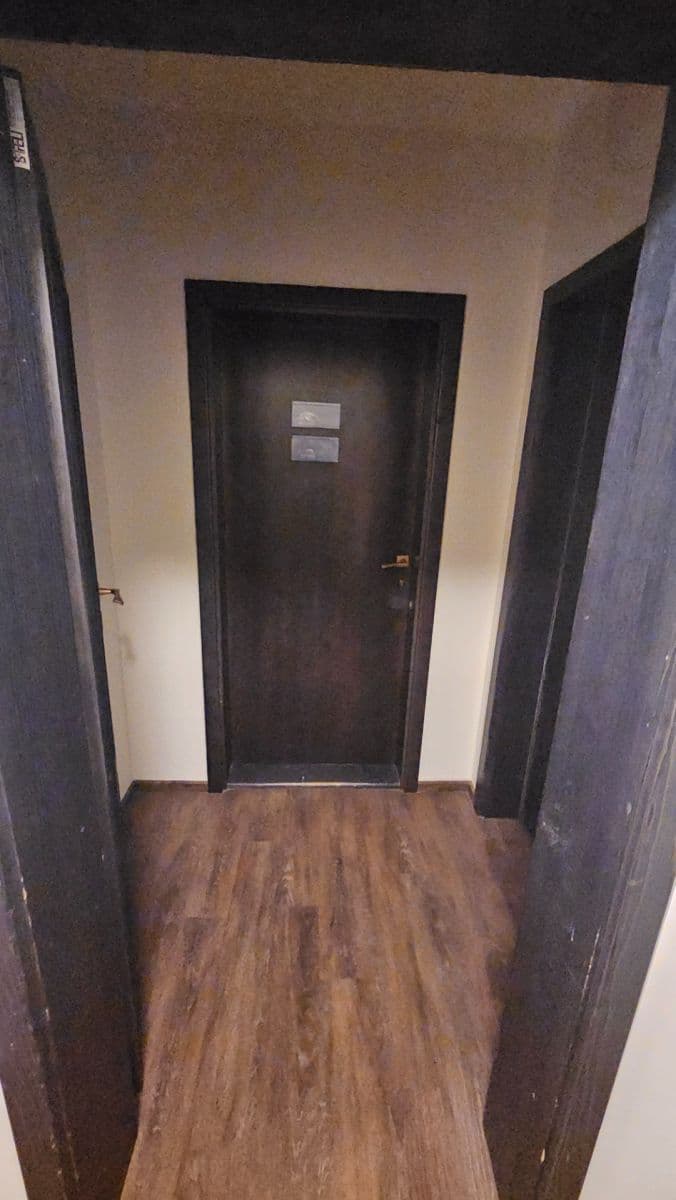 office to rent, 56 m², náměstí Smiřických, Kostelec nad Černými lesy, Středočeský Region office to rent, 56 m², náměstí Smiřických, Kostelec nad Černými lesy, Středočeský Region