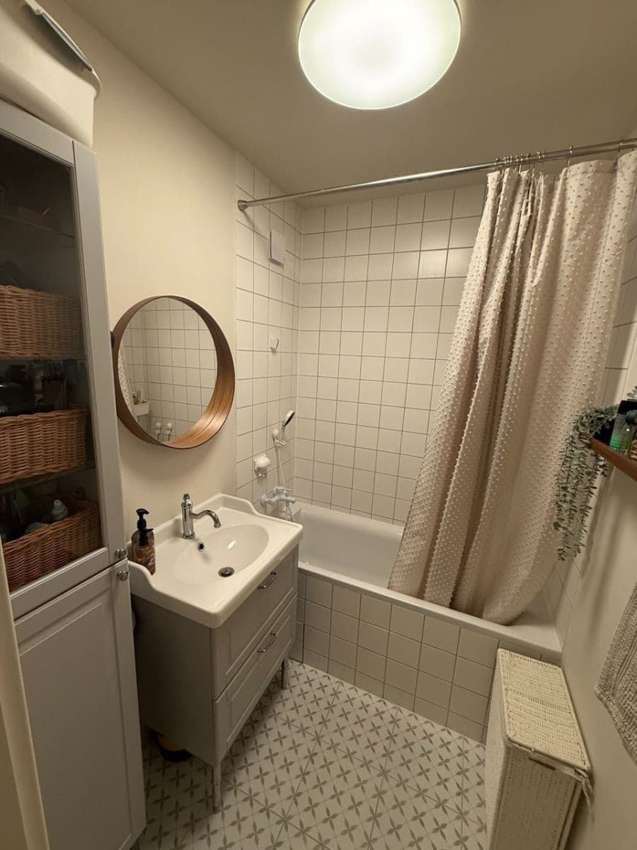 2 bedroom with open-plan kitchen flat for sale, 72 m², Hlivická, Prague, Prague 2 bedroom with open-plan kitchen flat for sale, 72 m², Hlivická, Prague, Prague