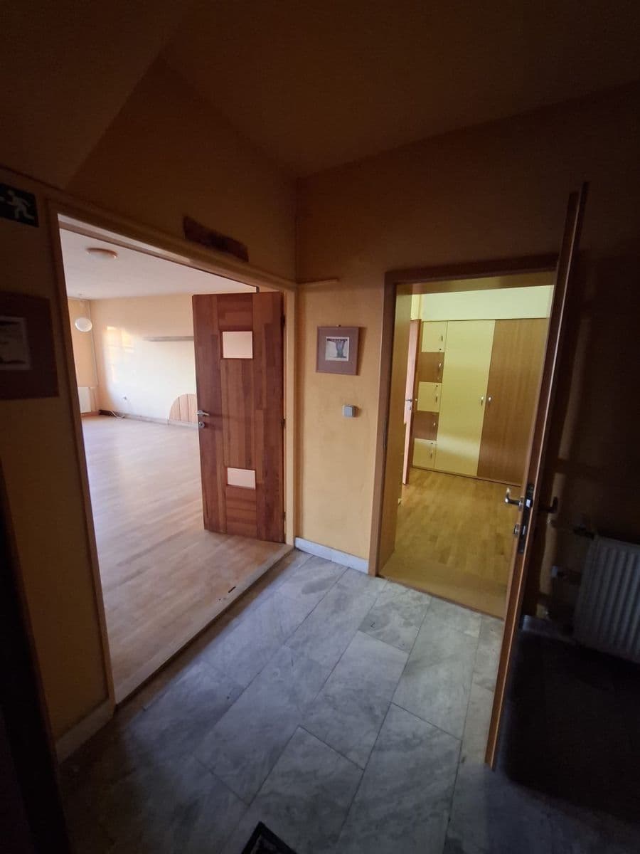 non-residential property to rent, 130 m², Radniční, Hranice, Olomoucký Region non-residential property to rent, 130 m², Radniční, Hranice, Olomoucký Region