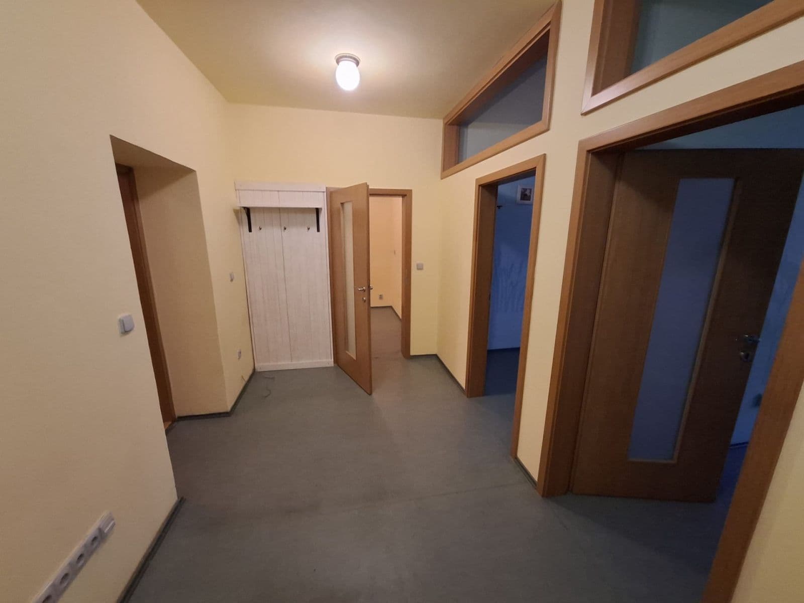 non-residential property to rent, 130 m², Radniční, Hranice, Olomoucký Region non-residential property to rent, 130 m², Radniční, Hranice, Olomoucký Region