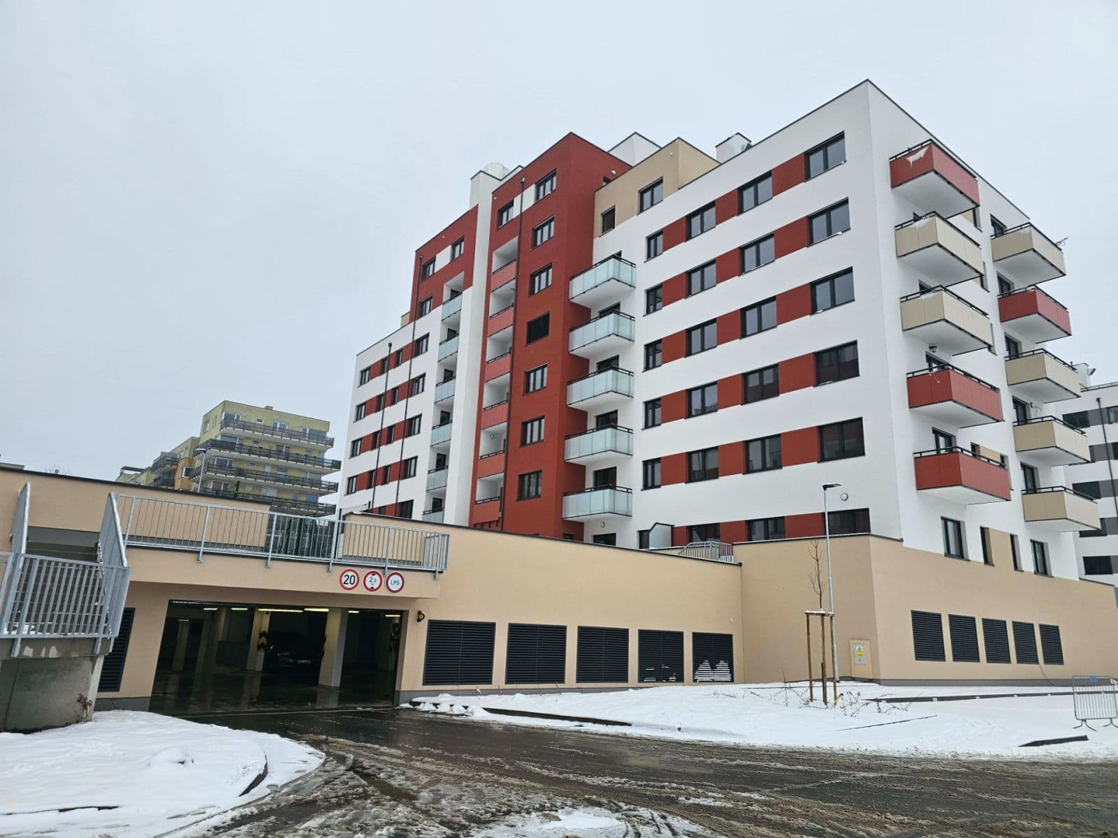 1 bedroom with open-plan kitchen flat to rent, 45 m², Fabiánové, Prague, Prague 1 bedroom with open-plan kitchen flat to rent, 45 m², Fabiánové, Prague, Prague