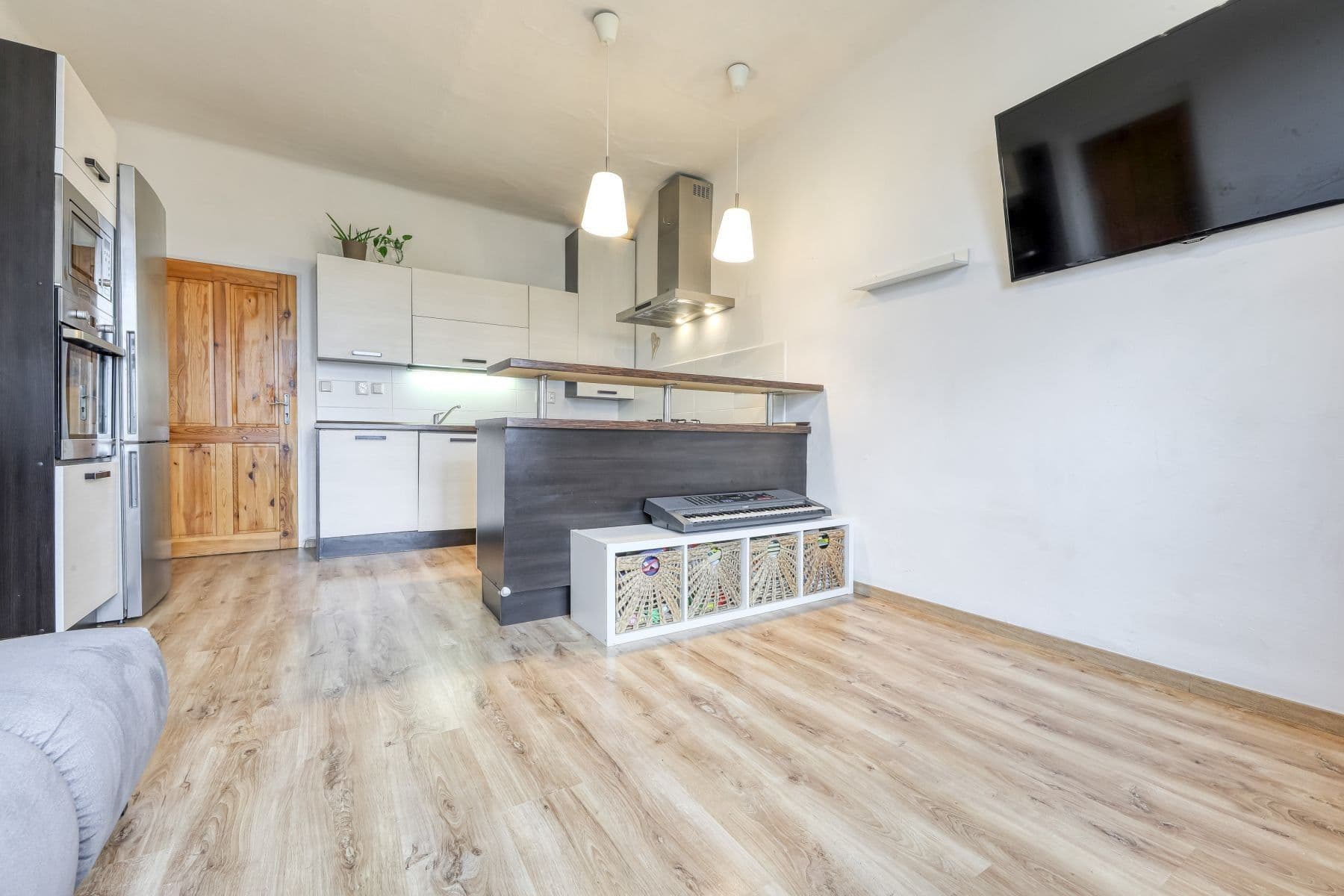 1 bedroom with open-plan kitchen flat to rent, 52 m², Edvarda Beneše, Plzeň, Plzeňský Region 1 bedroom with open-plan kitchen flat to rent, 52 m², Edvarda Beneše, Plzeň, Plzeňský Region