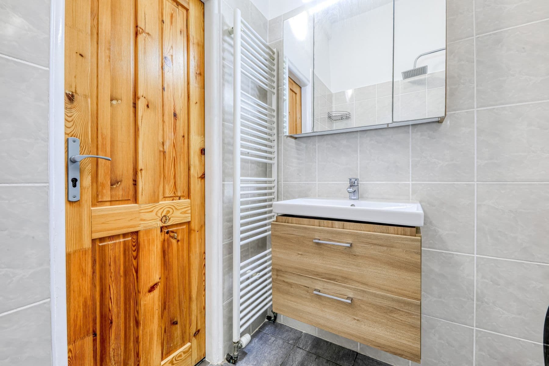 1 bedroom with open-plan kitchen flat to rent, 52 m², Edvarda Beneše, Plzeň, Plzeňský Region 1 bedroom with open-plan kitchen flat to rent, 52 m², Edvarda Beneše, Plzeň, Plzeňský Region