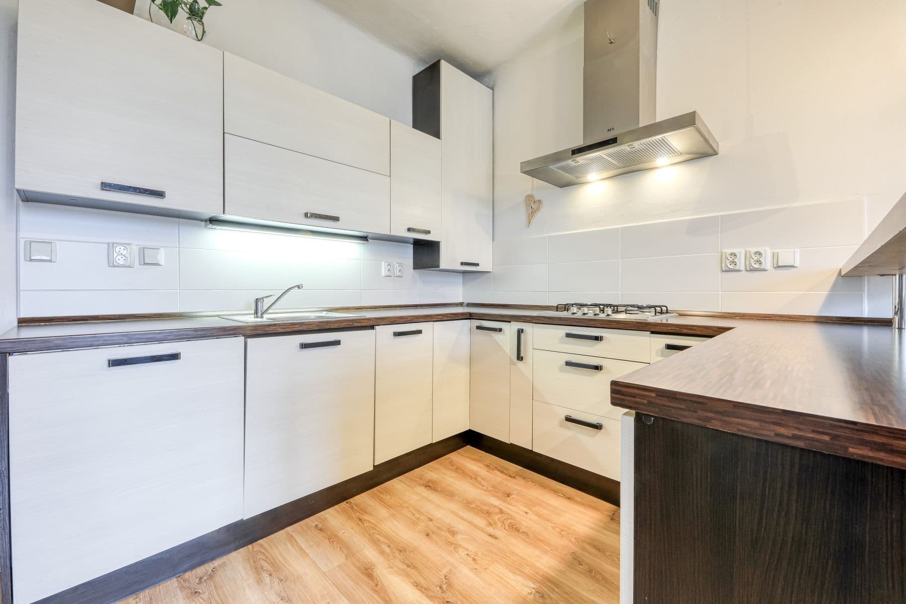 1 bedroom with open-plan kitchen flat to rent, 52 m², Edvarda Beneše, Plzeň, Plzeňský Region 1 bedroom with open-plan kitchen flat to rent, 52 m², Edvarda Beneše, Plzeň, Plzeňský Region