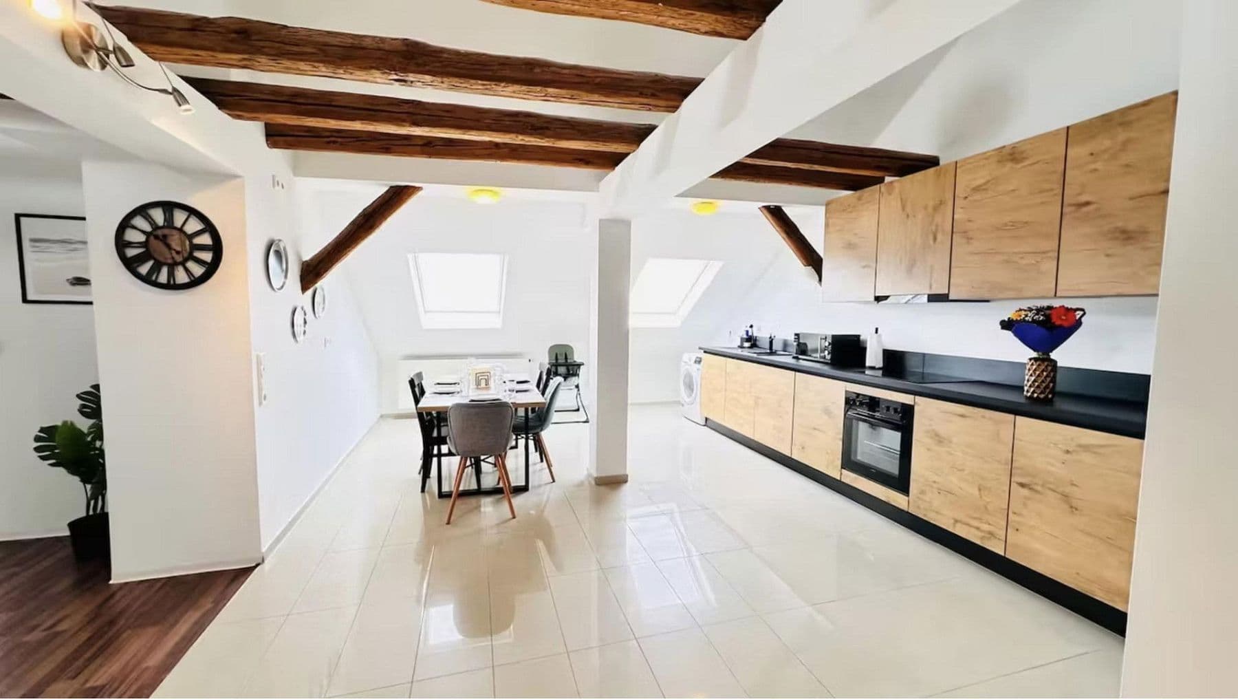 2 bedroom with open-plan kitchen flat to rent, 110 m², Blumenthalstraße 5, Pforzheim, Baden-Württemberg 2 bedroom with open-plan kitchen flat to rent, 110 m², Blumenthalstraße 5, Pforzheim, Baden-Württemberg