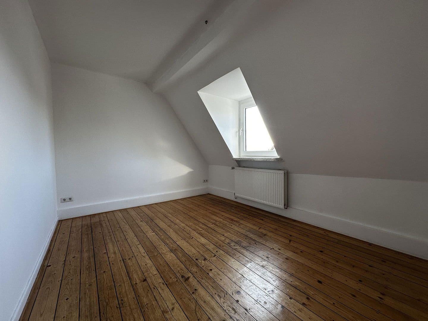 house for sale, 141 m², Am Feuerschlößchen 10, Bad Honnef, North Rhine-Westphalia house for sale, 141 m², Am Feuerschlößchen 10, Bad Honnef, North Rhine-Westphalia