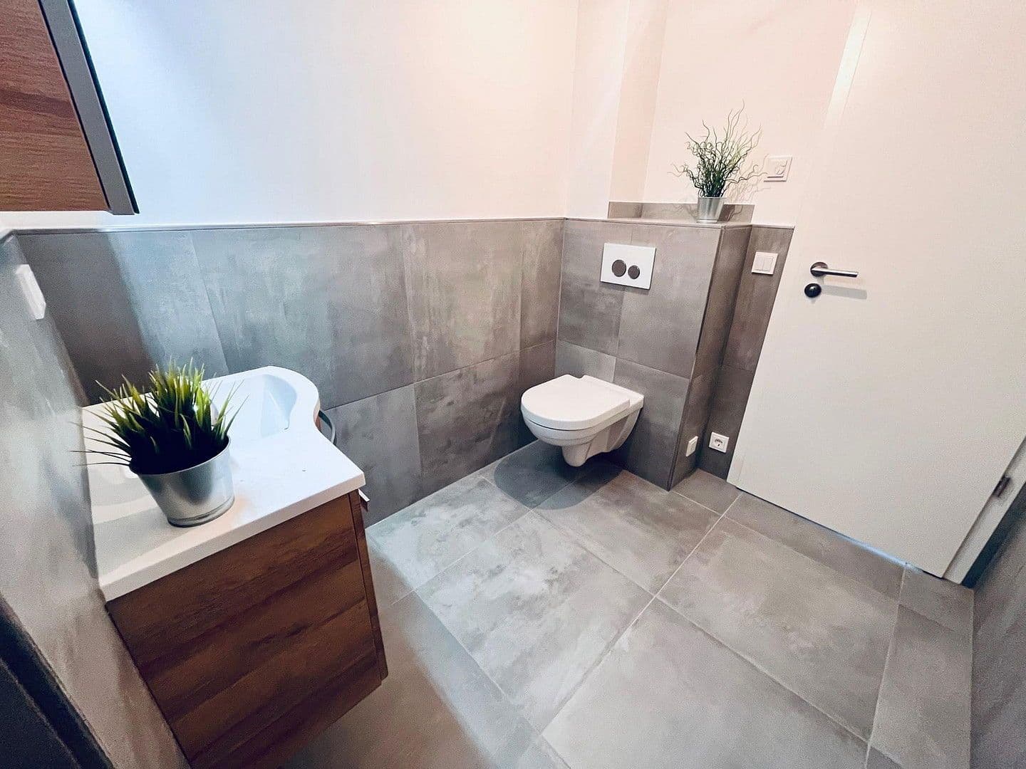 2 bedroom with open-plan kitchen flat for sale, 103 m², Meisenweg 8, Röttenbach, Bavaria 2 bedroom with open-plan kitchen flat for sale, 103 m², Meisenweg 8, Röttenbach, Bavaria