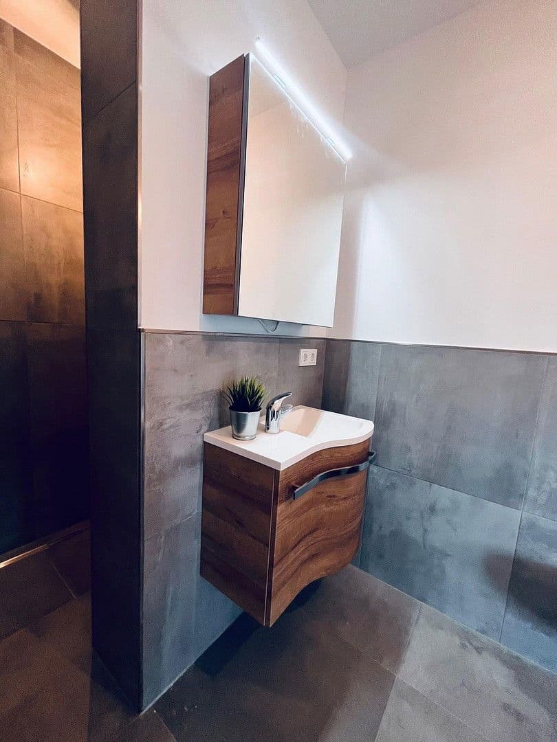 2 bedroom with open-plan kitchen flat for sale, 103 m², Meisenweg 8, Röttenbach, Bavaria 2 bedroom with open-plan kitchen flat for sale, 103 m², Meisenweg 8, Röttenbach, Bavaria