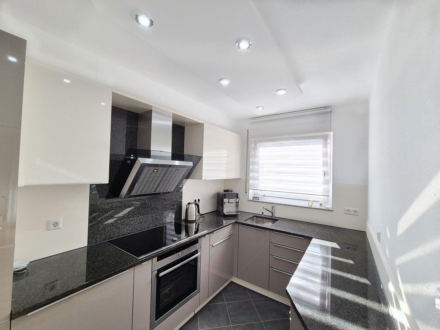 3 bedroom with open-plan kitchen flat for sale, 112 m², Remseck, Baden-Württemberg 3 bedroom with open-plan kitchen flat for sale, 112 m², Remseck, Baden-Württemberg