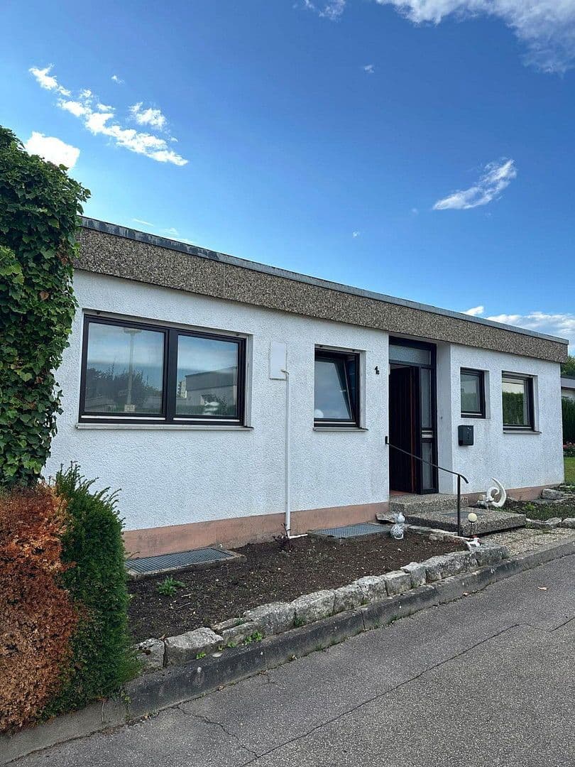 house for sale, 207 m², Ulmenweg 1/1, Mühlacker, Baden-Württemberg house for sale, 207 m², Ulmenweg 1/1, Mühlacker, Baden-Württemberg