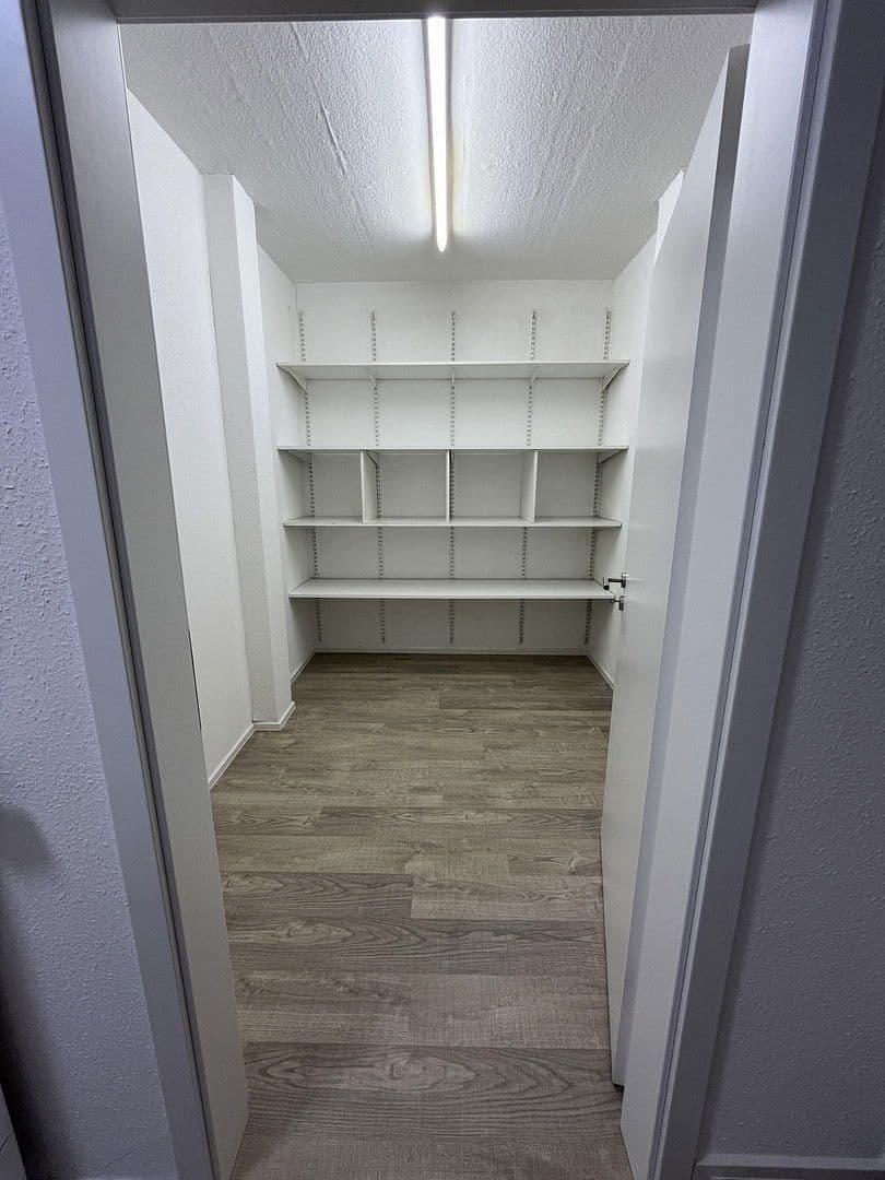 1 bedroom with open-plan kitchen flat to rent, 81 m², Möckmühl, Baden-Württemberg 1 bedroom with open-plan kitchen flat to rent, 81 m², Möckmühl, Baden-Württemberg