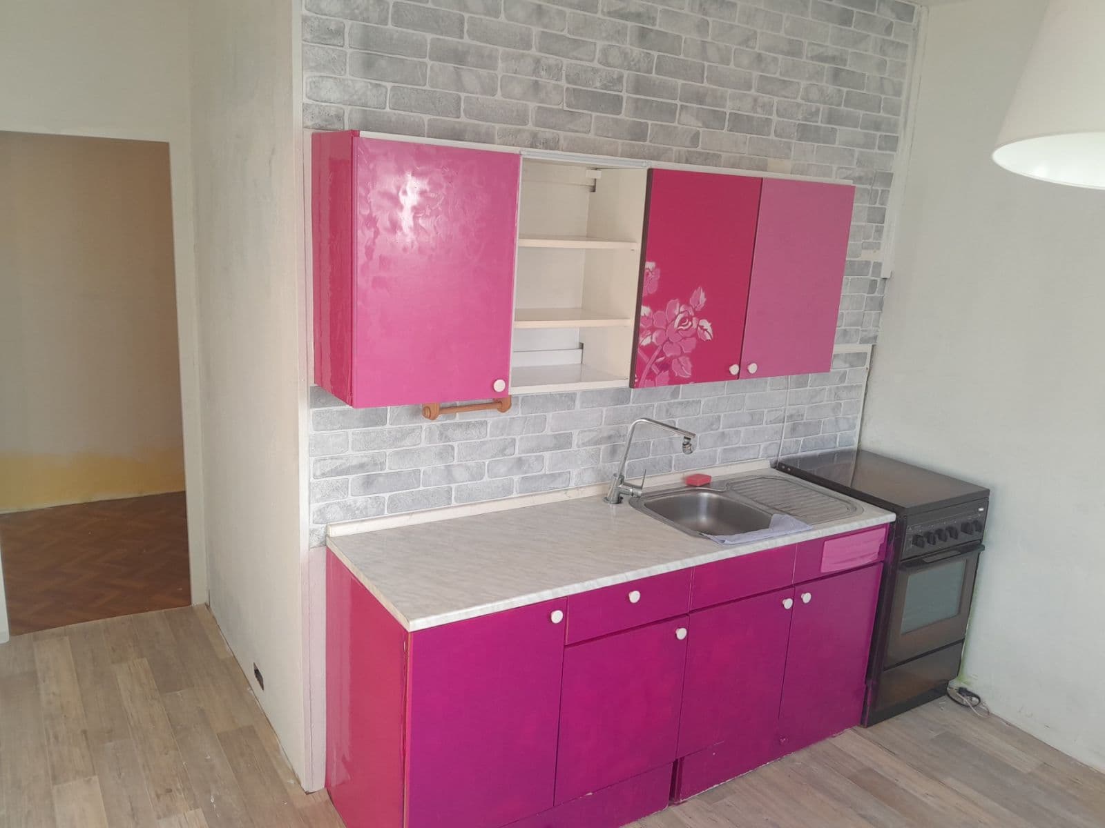 2 bedroom flat for sale, 62 m², Pařížská, Kladno, Středočeský Region 2 bedroom flat for sale, 62 m², Pařížská, Kladno, Středočeský Region