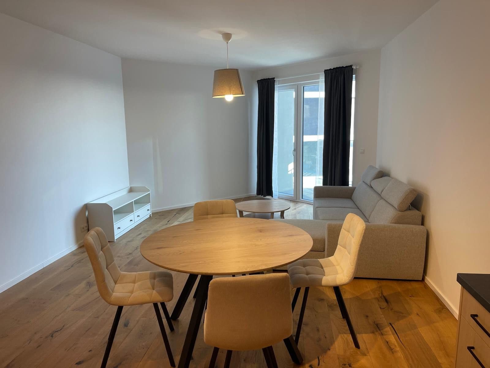 1 bedroom with open-plan kitchen flat to rent, 67 m², Ramonova, Prague, Prague 1 bedroom with open-plan kitchen flat to rent, 67 m², Ramonova, Prague, Prague