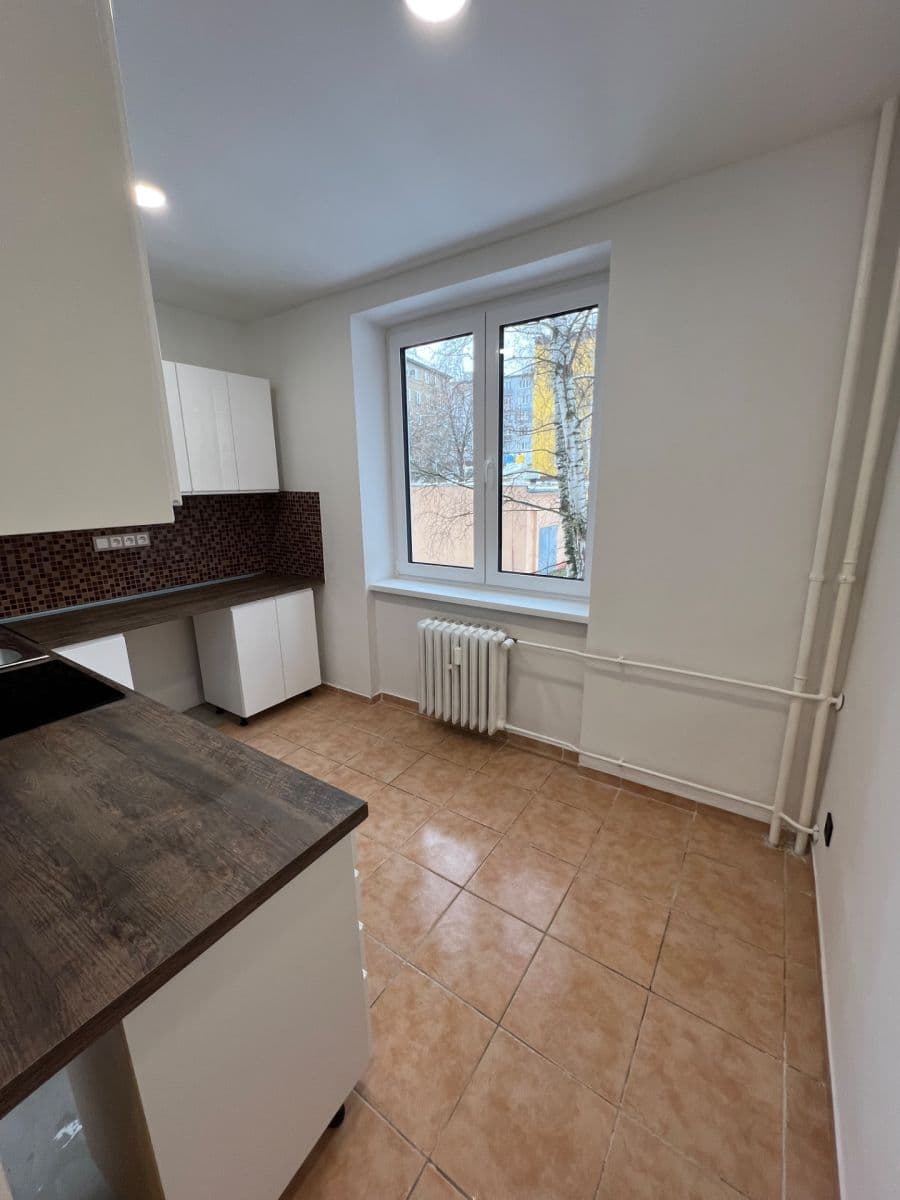 3 bedroom flat to rent, 73 m², Šmeralova, Karlovy Vary, Karlovarský Region 3 bedroom flat to rent, 73 m², Šmeralova, Karlovy Vary, Karlovarský Region