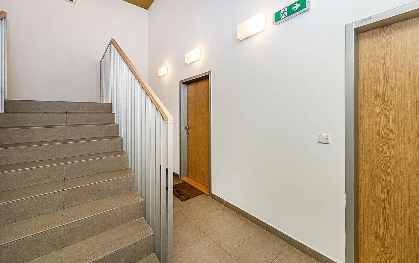 1 bedroom with open-plan kitchen flat for sale, 65 m², Silurská, Prague, Prague 1 bedroom with open-plan kitchen flat for sale, 65 m², Silurská, Prague, Prague