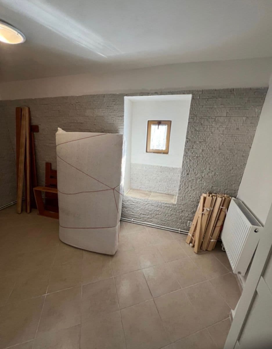 house to rent, 60 m², nám. Pod Martinem, Kostelec nad Labem, Středočeský Region house to rent, 60 m², nám. Pod Martinem, Kostelec nad Labem, Středočeský Region