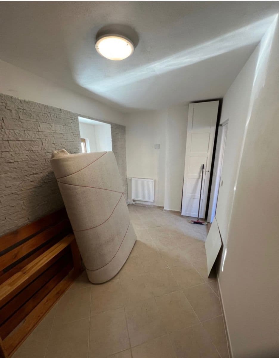 house to rent, 60 m², nám. Pod Martinem, Kostelec nad Labem, Středočeský Region house to rent, 60 m², nám. Pod Martinem, Kostelec nad Labem, Středočeský Region