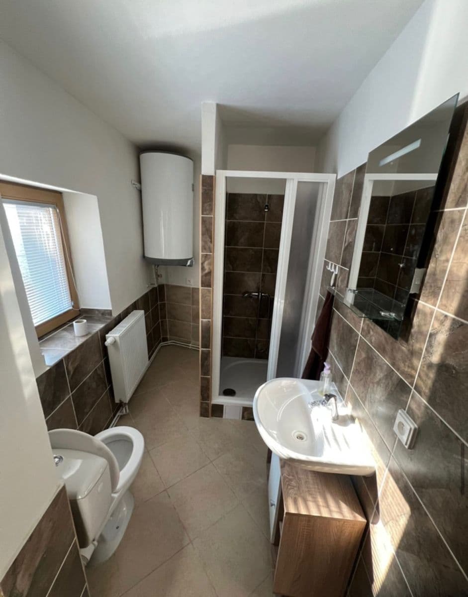 house to rent, 60 m², nám. Pod Martinem, Kostelec nad Labem, Středočeský Region house to rent, 60 m², nám. Pod Martinem, Kostelec nad Labem, Středočeský Region