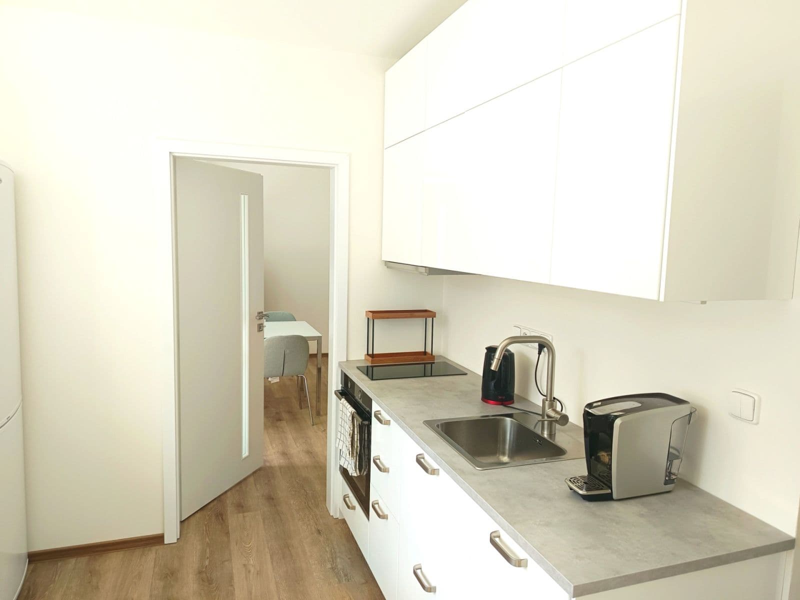 2 bedroom with open-plan kitchen flat to rent, 78 m², Štěpařská, Prague, Prague 2 bedroom with open-plan kitchen flat to rent, 78 m², Štěpařská, Prague, Prague