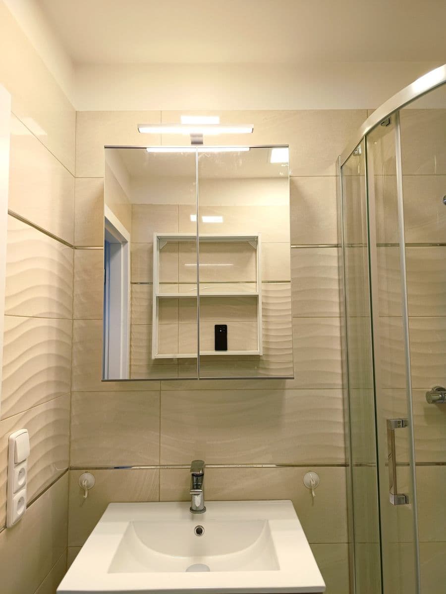 2 bedroom with open-plan kitchen flat to rent, 78 m², Štěpařská, Prague, Prague 2 bedroom with open-plan kitchen flat to rent, 78 m², Štěpařská, Prague, Prague