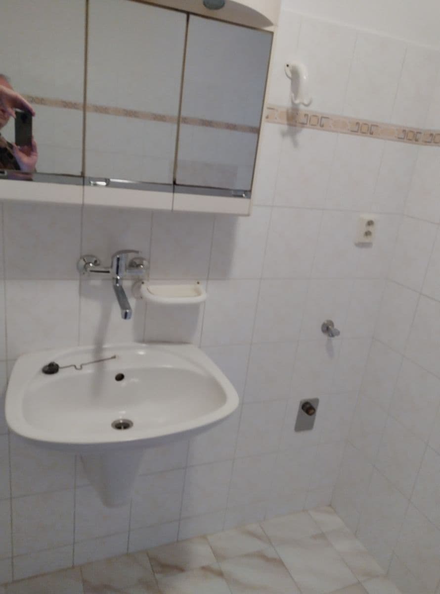 3 bedroom flat to rent, 100 m², Neklanova, Prague, Prague 3 bedroom flat to rent, 100 m², Neklanova, Prague, Prague