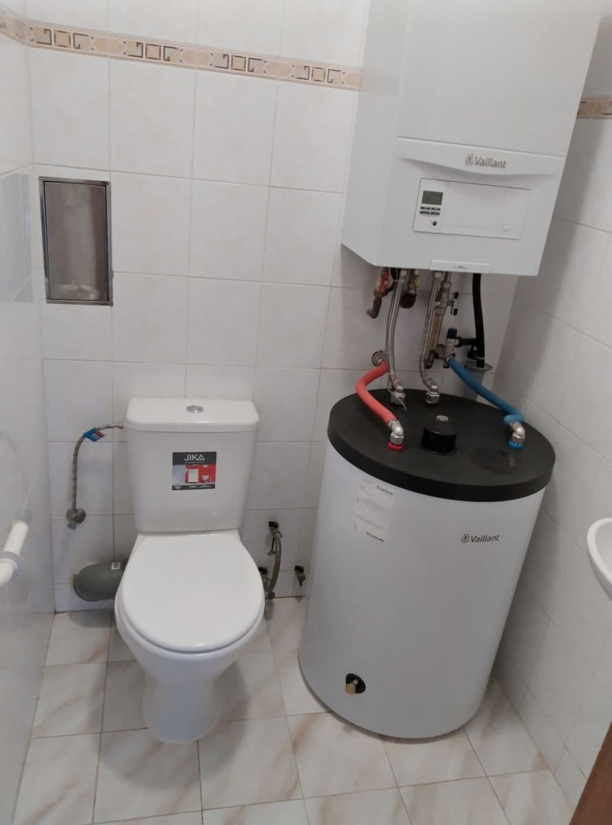 3 bedroom flat to rent, 100 m², Neklanova, Prague, Prague 3 bedroom flat to rent, 100 m², Neklanova, Prague, Prague