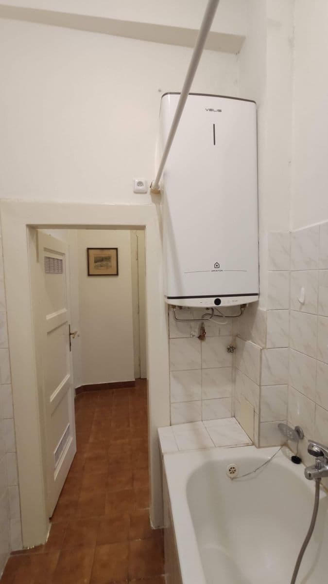 1 bedroom with open-plan kitchen flat to rent, 48 m², Hájkova, Prague, Prague 1 bedroom with open-plan kitchen flat to rent, 48 m², Hájkova, Prague, Prague