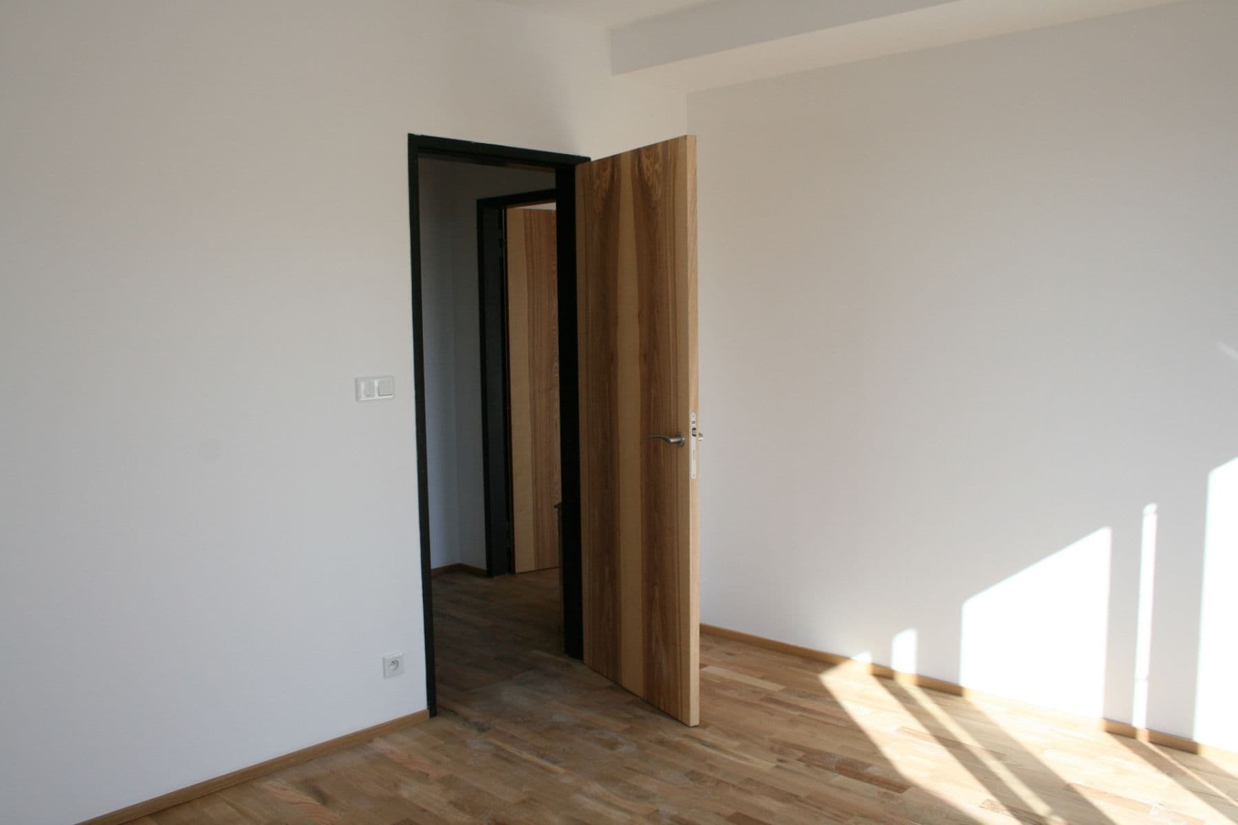 1 bedroom with open-plan kitchen flat to rent, 52 m², Ambrožova, Prague, Prague 1 bedroom with open-plan kitchen flat to rent, 52 m², Ambrožova, Prague, Prague