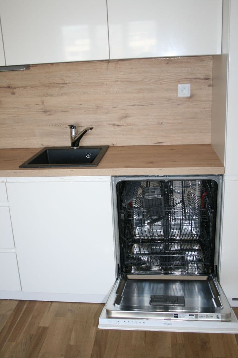 1 bedroom with open-plan kitchen flat to rent, 52 m², Ambrožova, Prague, Prague 1 bedroom with open-plan kitchen flat to rent, 52 m², Ambrožova, Prague, Prague