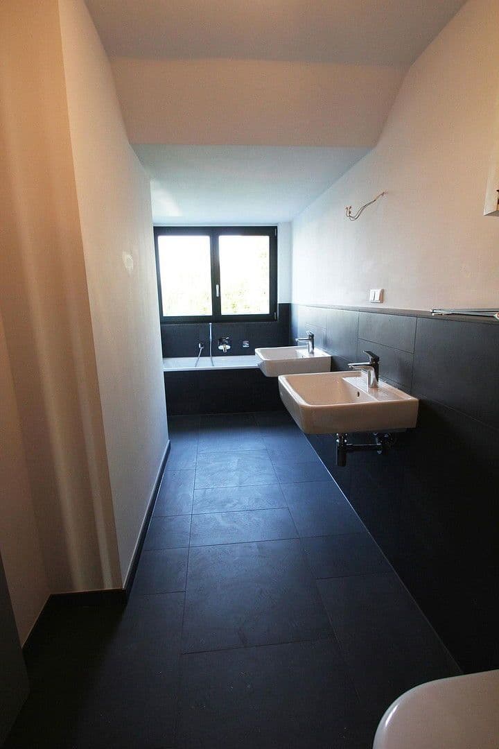 house to rent, 125 m², Meerbusch, North Rhine-Westphalia house to rent, 125 m², Meerbusch, North Rhine-Westphalia