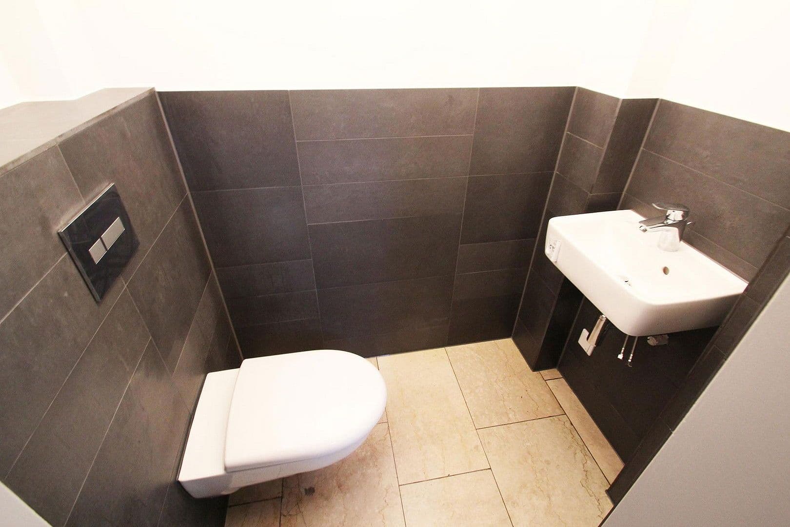 house to rent, 125 m², Meerbusch, North Rhine-Westphalia house to rent, 125 m², Meerbusch, North Rhine-Westphalia