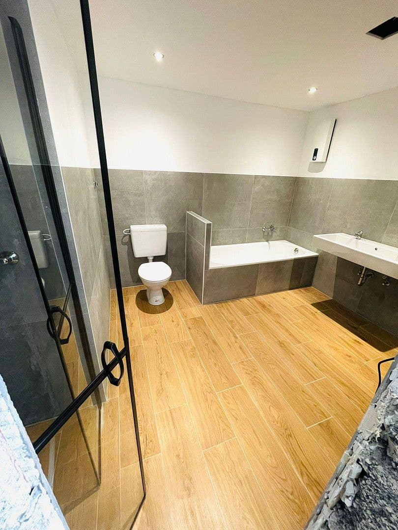 2 bedroom flat to rent, 72 m², Grundstraße 24, Wuppertal, North Rhine-Westphalia 2 bedroom flat to rent, 72 m², Grundstraße 24, Wuppertal, North Rhine-Westphalia