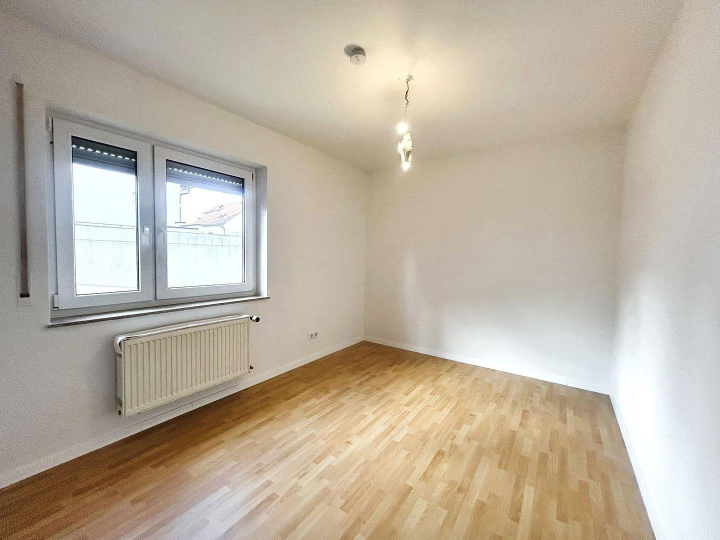 2 bedroom with open-plan kitchen flat to rent, 83 m², Laichingen, Baden-Württemberg 2 bedroom with open-plan kitchen flat to rent, 83 m², Laichingen, Baden-Württemberg