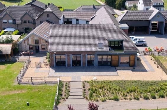 house for sale, 450 m², Niederkrüchten, North Rhine-Westphalia house for sale, 450 m², Niederkrüchten, North Rhine-Westphalia