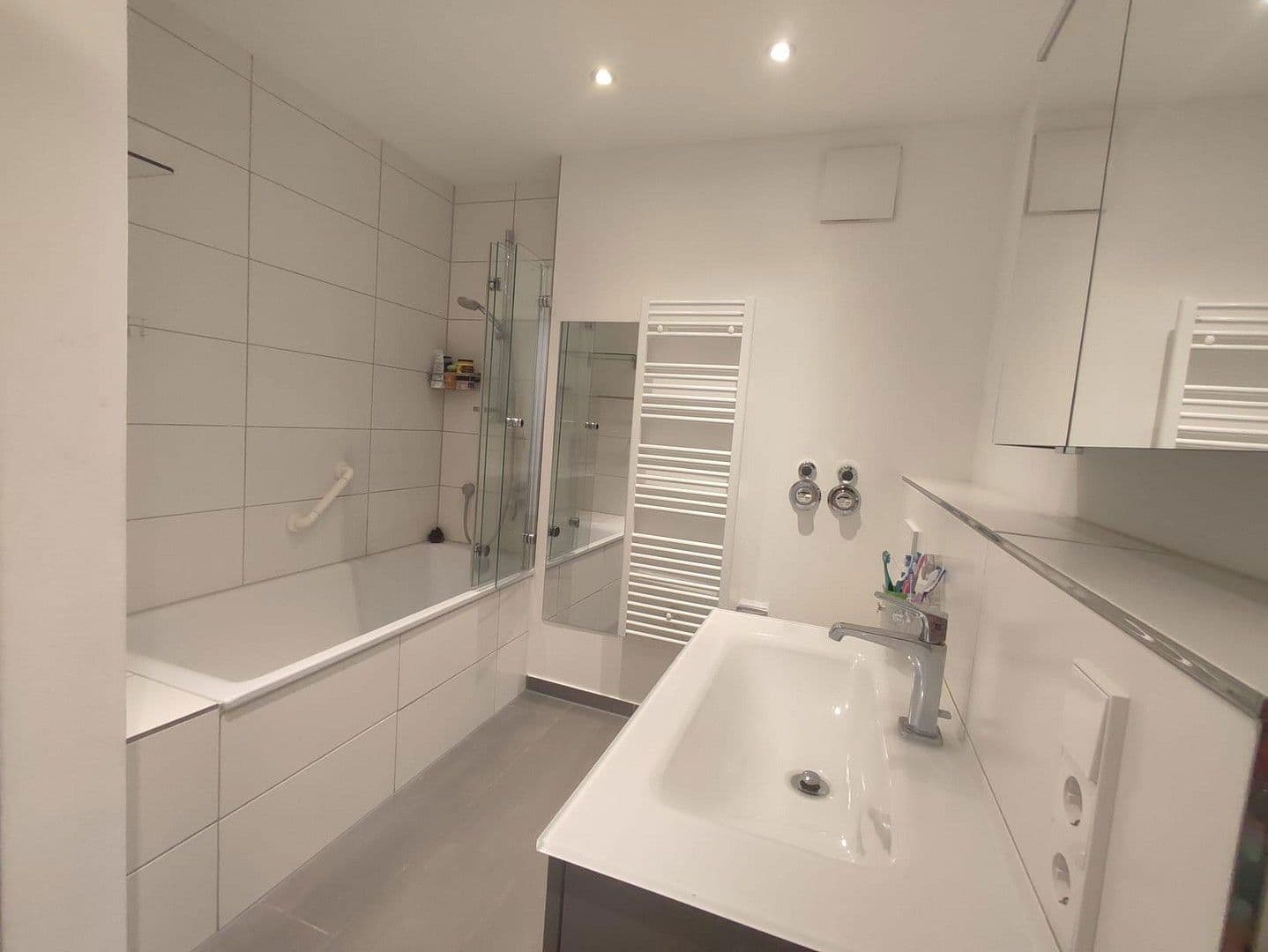 3 bedroom flat to rent, 74 m², Römischer Ring 48, Frankfurt am Main, Hesse 3 bedroom flat to rent, 74 m², Römischer Ring 48, Frankfurt am Main, Hesse