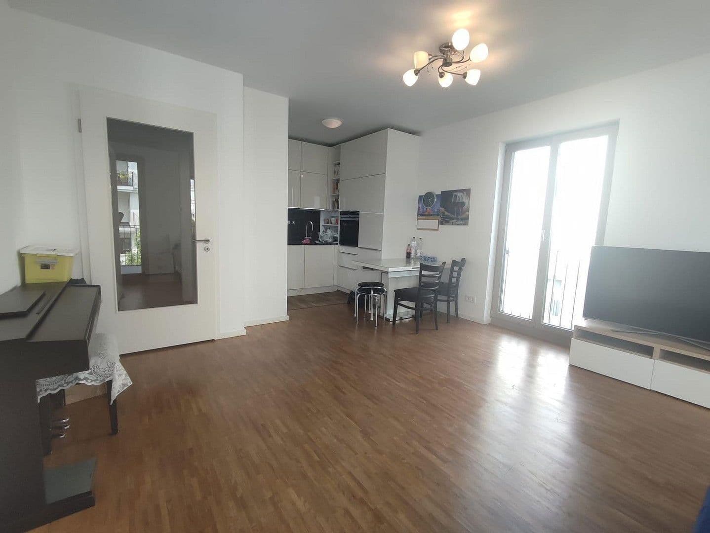 3 bedroom flat to rent, 74 m², Römischer Ring 48, Frankfurt am Main, Hesse 3 bedroom flat to rent, 74 m², Römischer Ring 48, Frankfurt am Main, Hesse