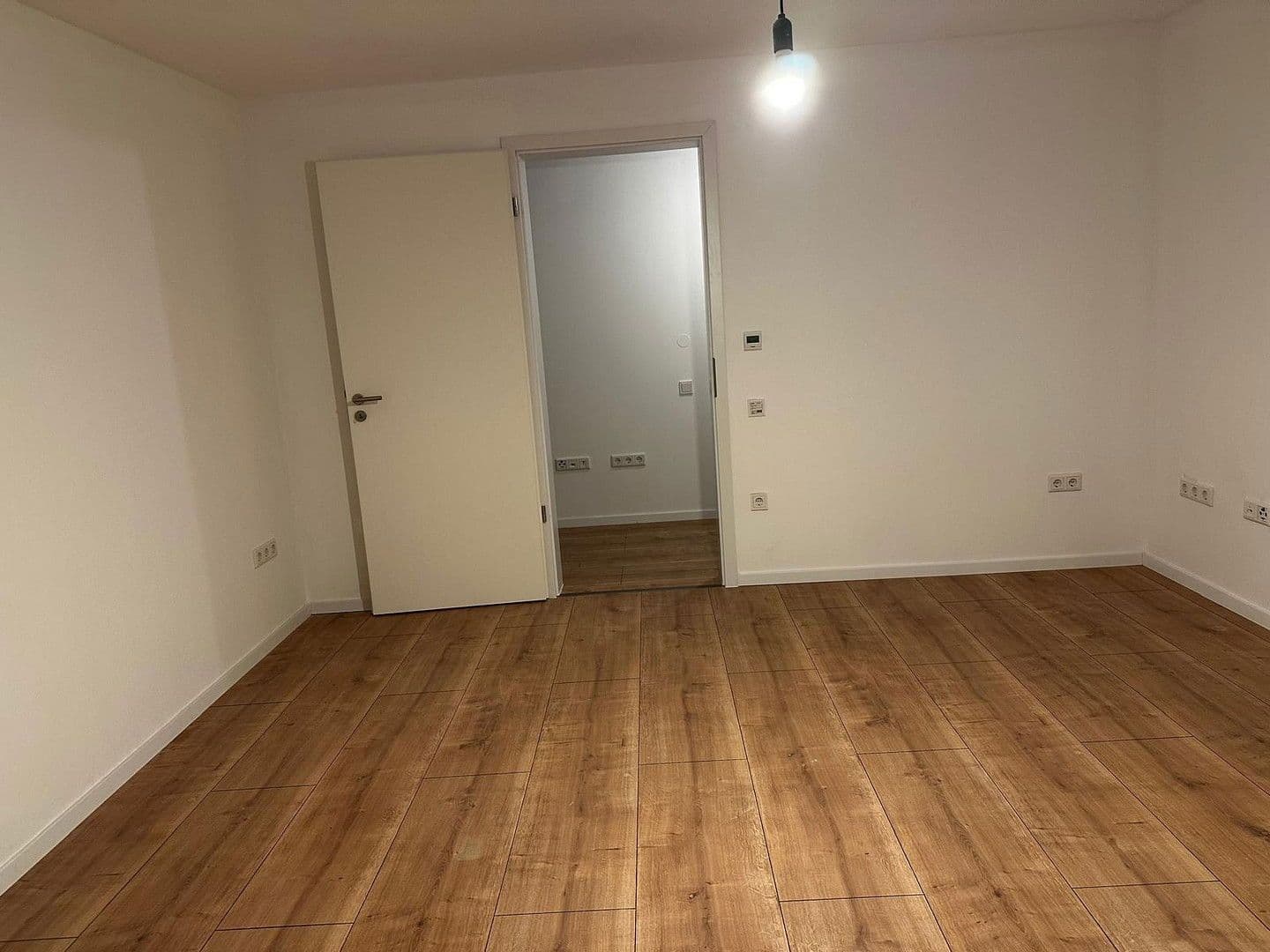 1 bedroom with open-plan kitchen flat to rent, 78 m², Essen, North Rhine-Westphalia 1 bedroom with open-plan kitchen flat to rent, 78 m², Essen, North Rhine-Westphalia