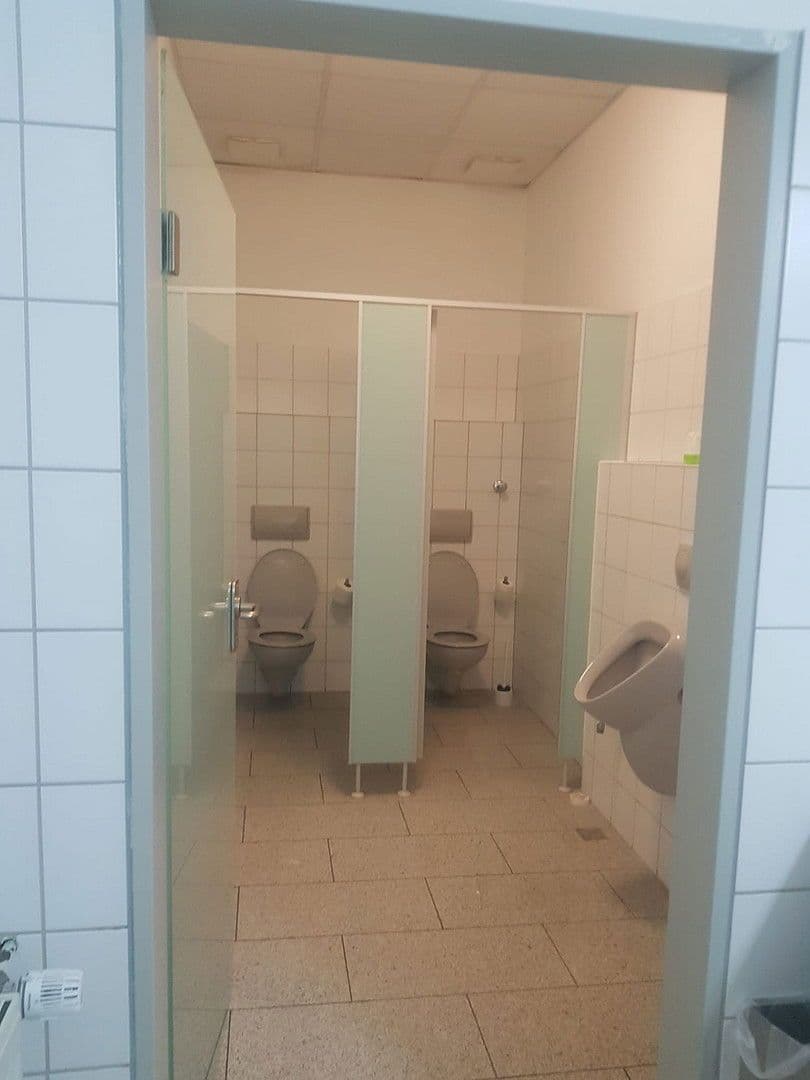 office to rent, 84 m², Freiherr-vom-Stein-Straße 131, Mülheim an der Ruhr, North Rhine-Westphalia office to rent, 84 m², Freiherr-vom-Stein-Straße 131, Mülheim an der Ruhr, North Rhine-Westphalia