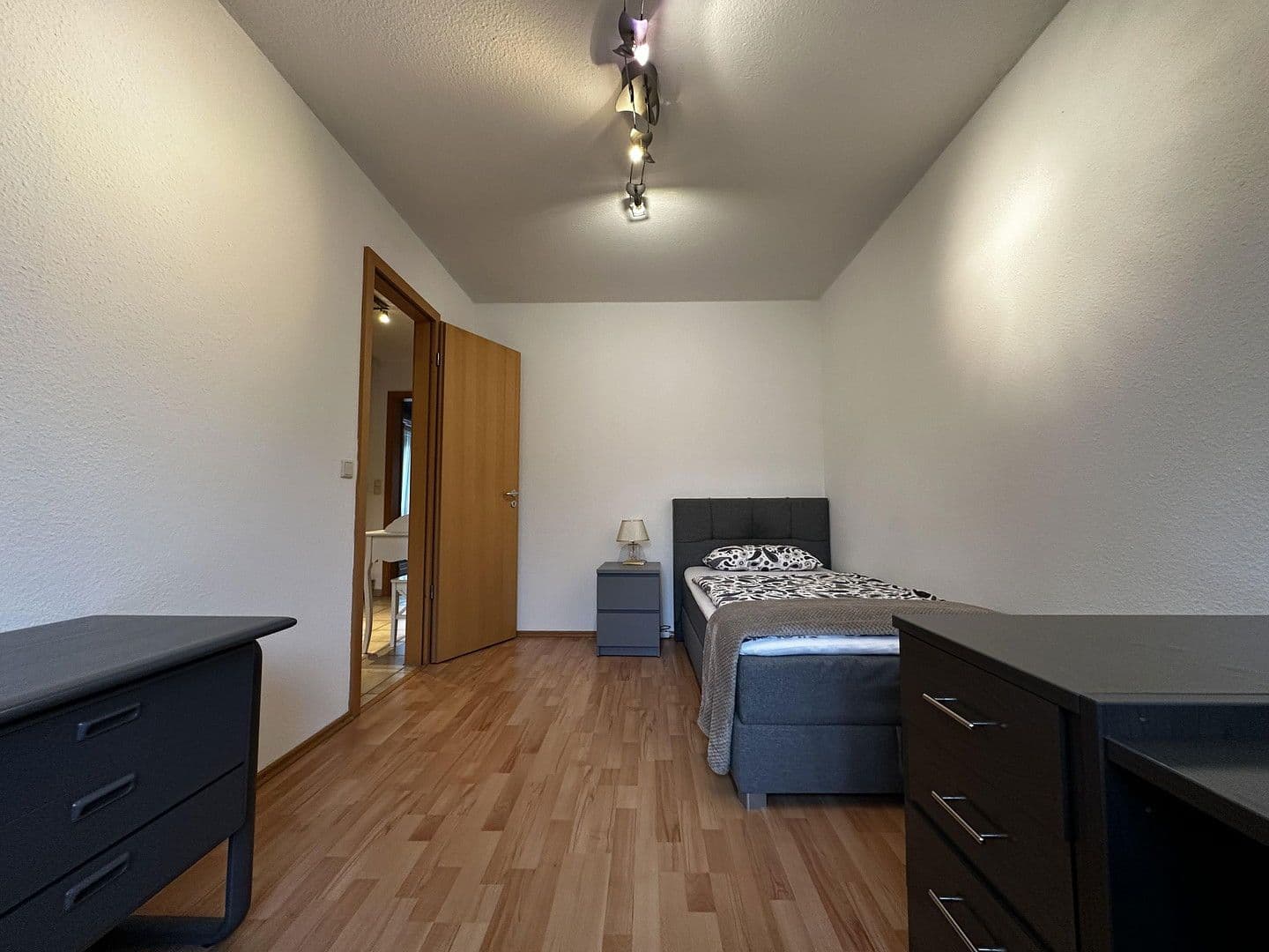 house to rent, 145 m², Franz-Raveaux-Straße 32, Köln, North Rhine-Westphalia house to rent, 145 m², Franz-Raveaux-Straße 32, Köln, North Rhine-Westphalia