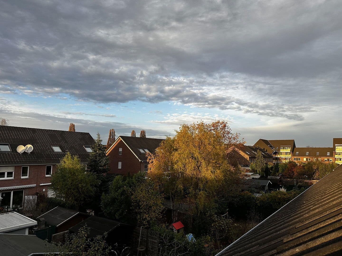 house to rent, 145 m², Franz-Raveaux-Straße 32, Köln, North Rhine-Westphalia house to rent, 145 m², Franz-Raveaux-Straße 32, Köln, North Rhine-Westphalia